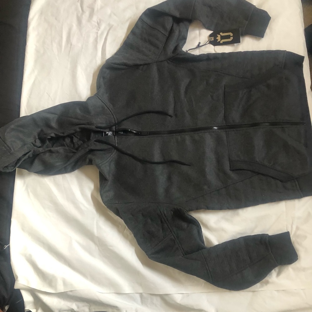 Men’s fleece jacket with hood and Moto jogger pant
